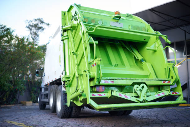 Best Professional Junk Removal  in Kealakekua, HI
